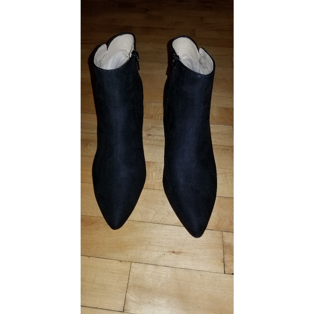 NEW Jessica Simpson Classy Booties / 10M